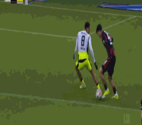 英王巴黎观,训练交流,与纳赛尔会,九游体育官网,JiuYou,SPORTS,九游体育中国官网,JiuYou体育平台,九游体育服务