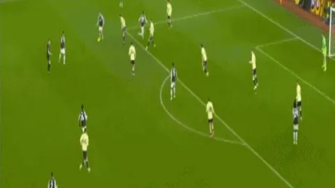 那不勒斯寻觅新血，锁定KK潜在继任者与卢卡库备选引援